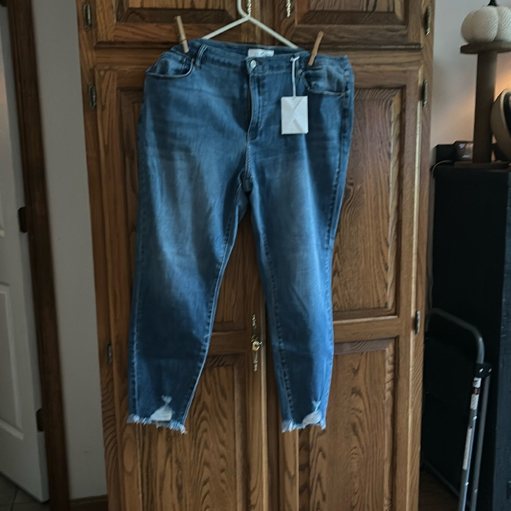 New with tags Kancan high rise ankle skinny jeans